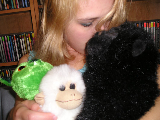 FMG Likes Stuffies from the Sky