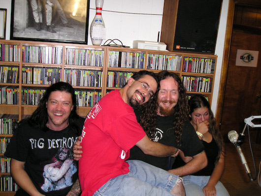 Joe Hugs (god-rot)